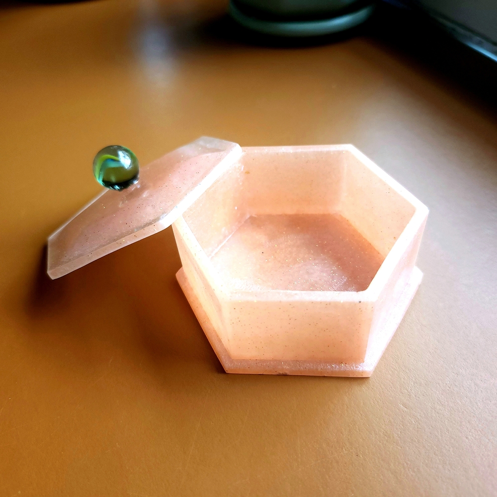 Handmade Glow-In-The-Dark Resin Trinket Box - Picture 3 of 5
